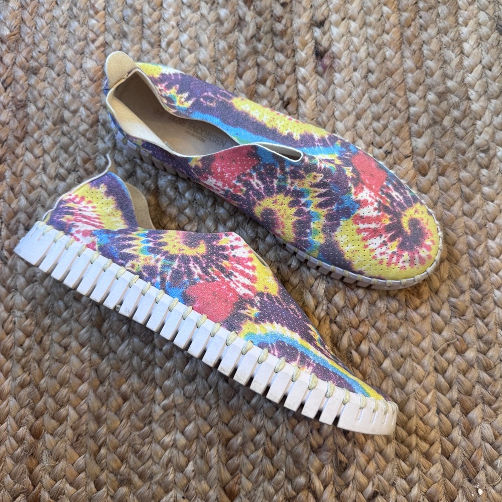 Ilse Jacobsen 38 Rainbow Tie Dye Tulip Slip On